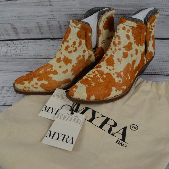Myra Handbags And Accessories Hair On Hide Snug Boots Booties Size 9 S-4862 NWT - Picture 1 of 15